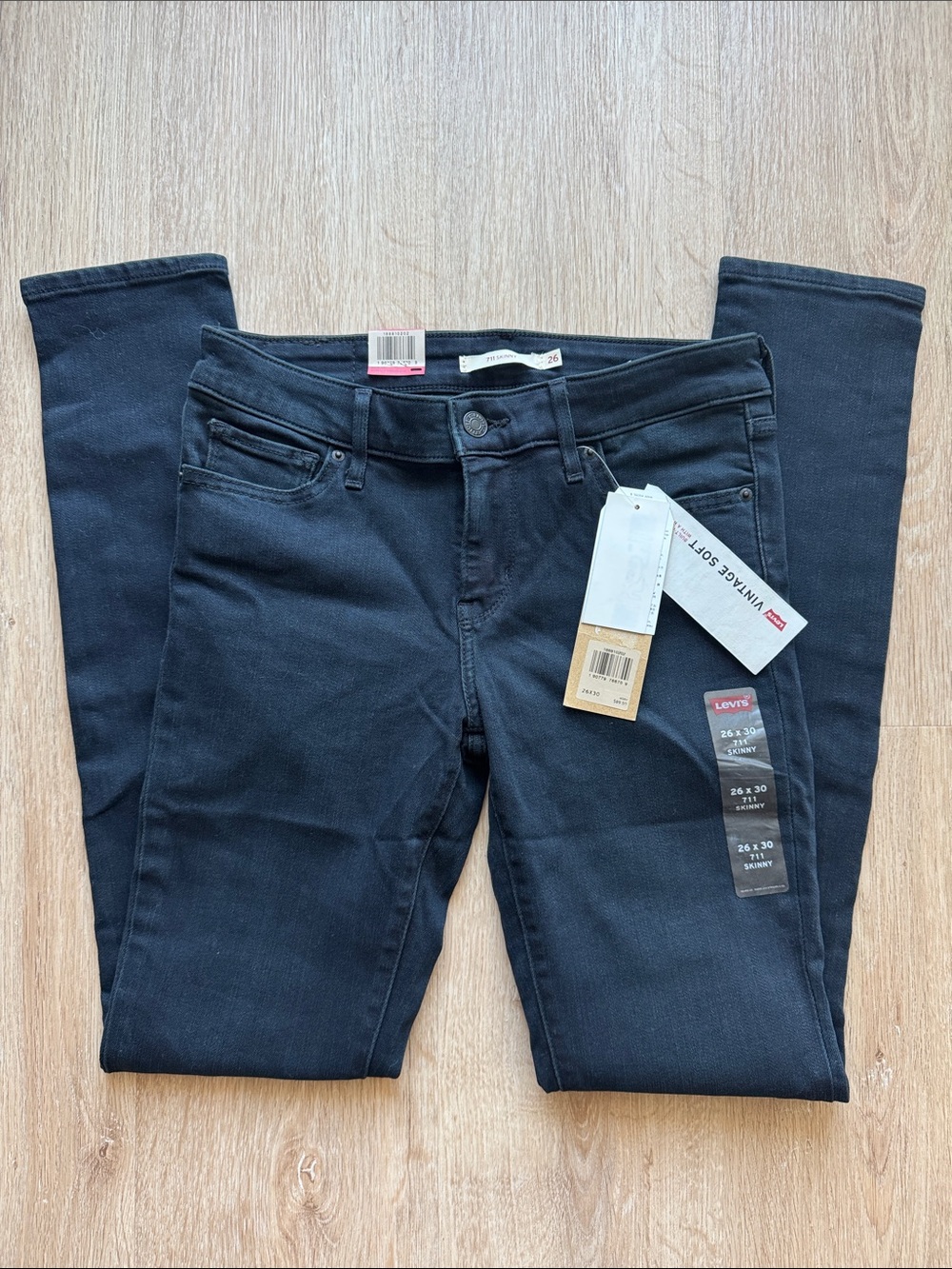 Levi's Women's Dark Skinny Jeans with Tags